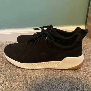 Timblerland Sneakers! Size 9.5